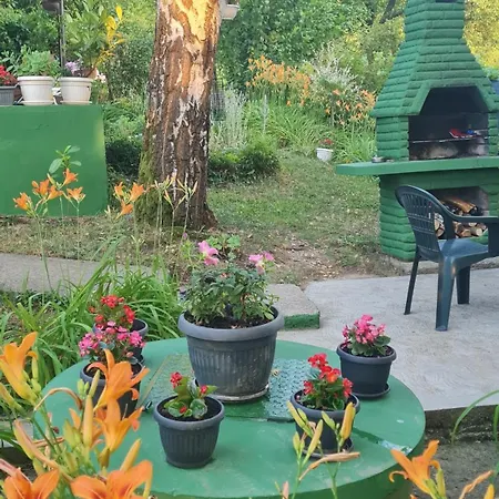 Vikendica Alisa Semesterbostad *