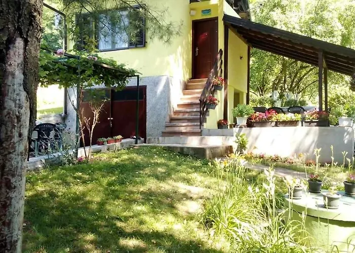 Vikendica Alisa Nyaraló